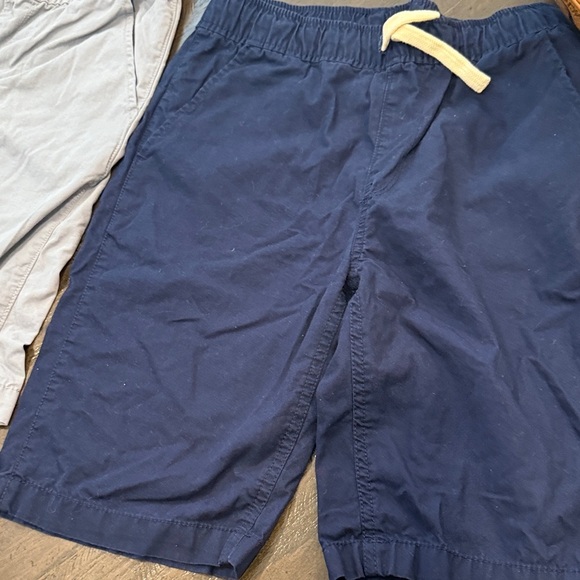 Set of 3 Children’s Place 12 Kids Casual Shorts Set - Tan, Grey, and Navy - Picture 9 of 10